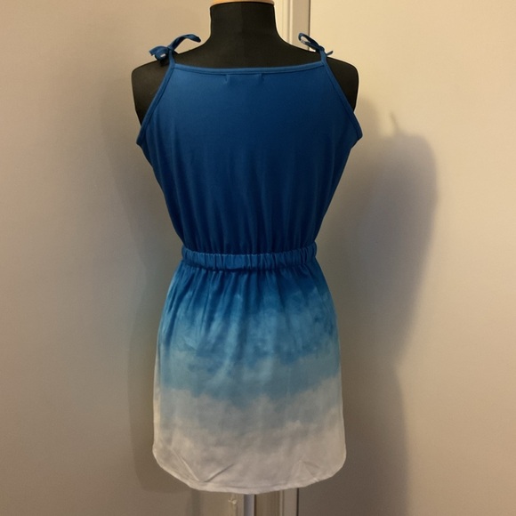 1. Chic Me Blue & White Ombré Sleeveless Dress Tie Straps Size M - Picture 5 of 6